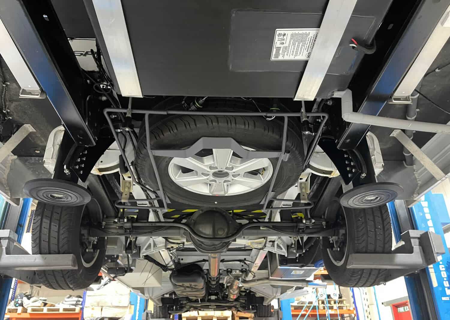 Leveling system on a Mercedes Sprinter motorhome